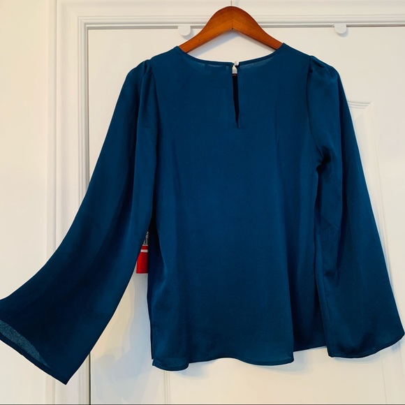 NWT VINCE CAMUTO • Jewel tone silky light top • Sz XS - Picture 7 of 8